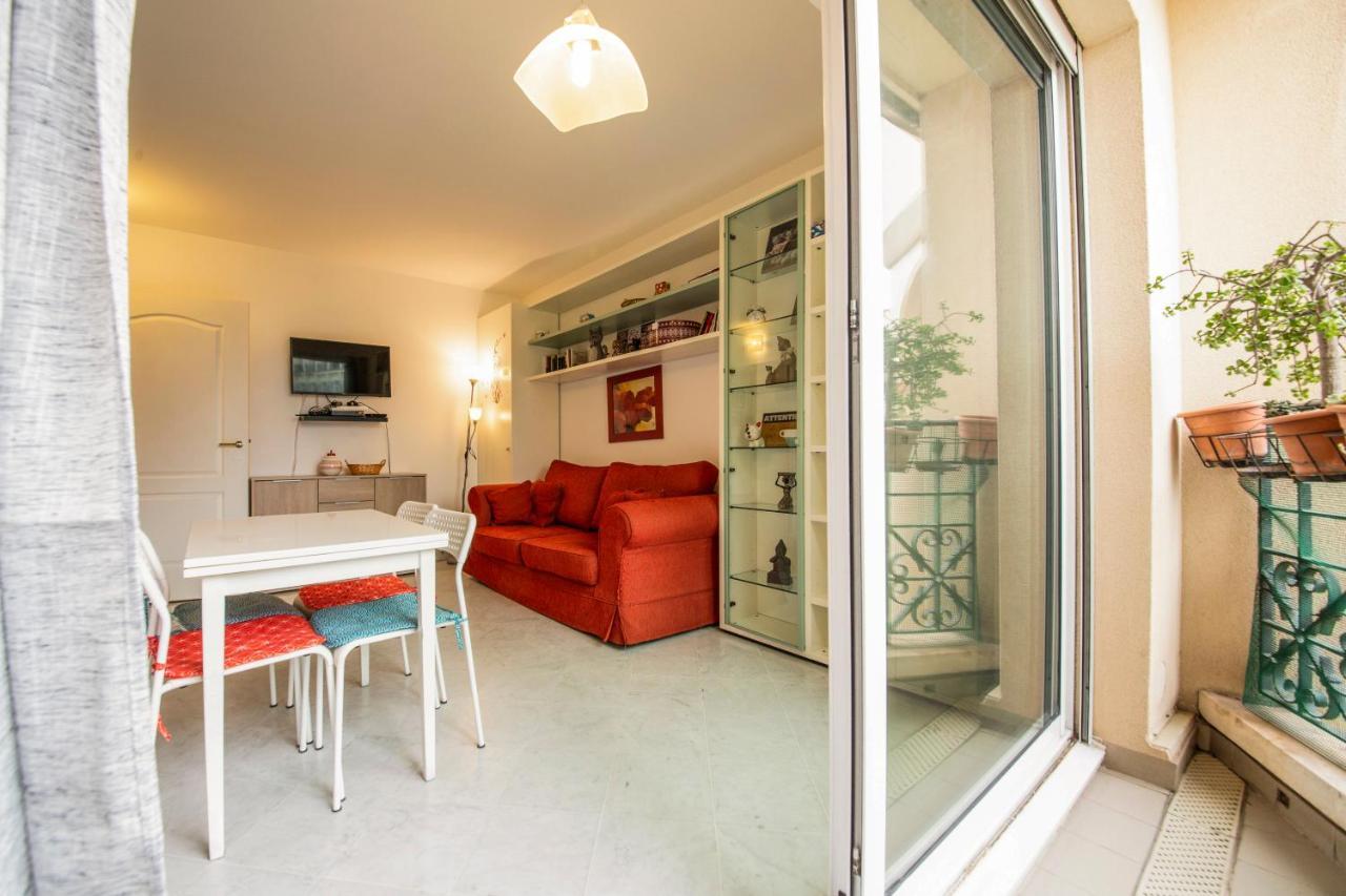 Victoria Appartement Ментона Экстерьер фото