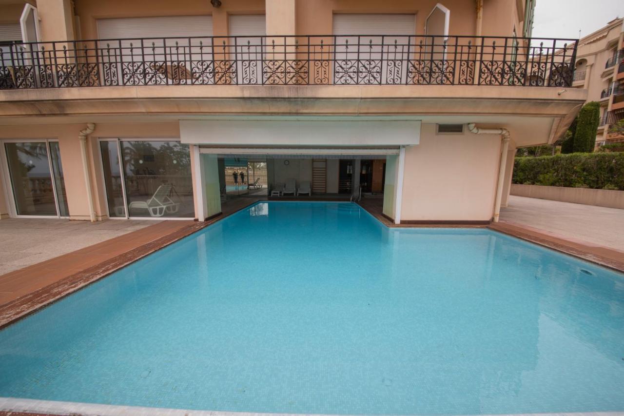Victoria Appartement Ментона Экстерьер фото